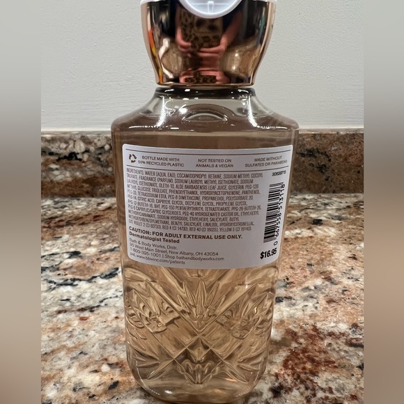 Bath and body works Pure Wonder body cream and body wash - Picture 4 of 5